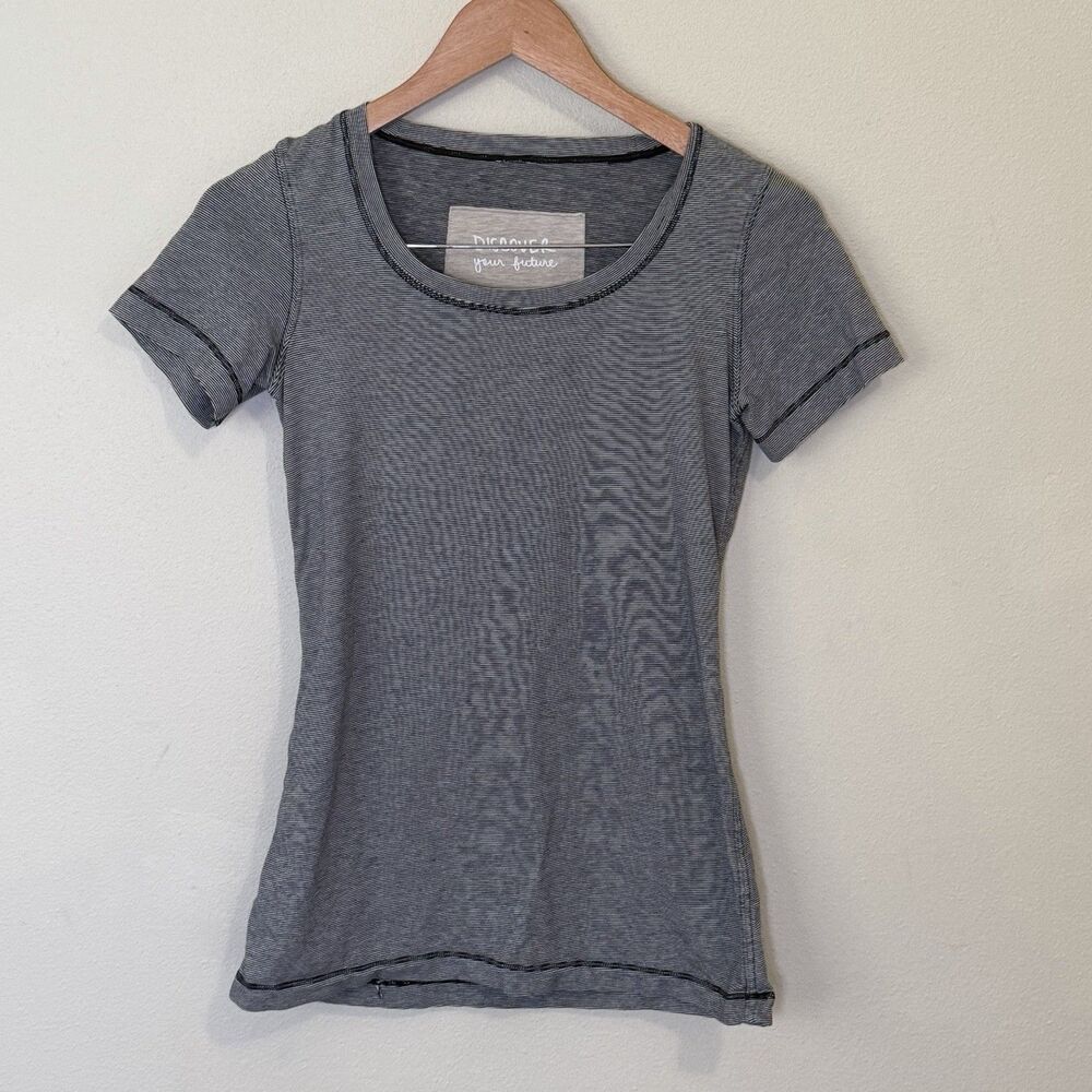 Lululemon Y2K Discover Your Future Short Sleeve Fitted Tee Shirt Micro Stripe XS